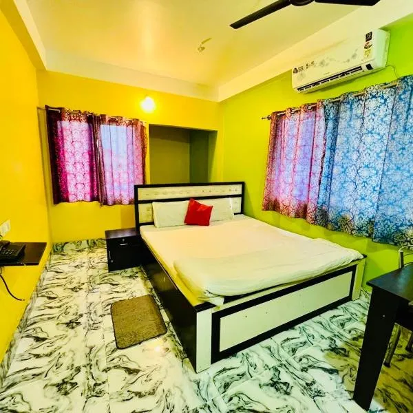 Radha Rani lodge, hotel in Siliguri