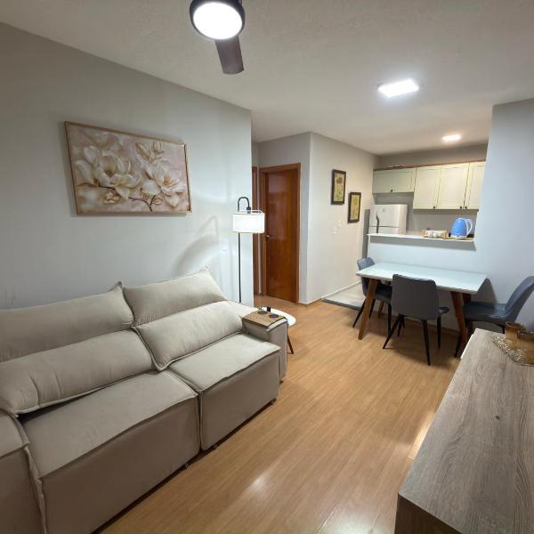 Apartamento de dois quartos para até quatro pessoas com 01 vaga privativa