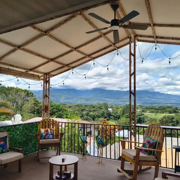 Alojamiento Vistas Chirripo espacioso con Parqueo, hotel a San Isidro de El General