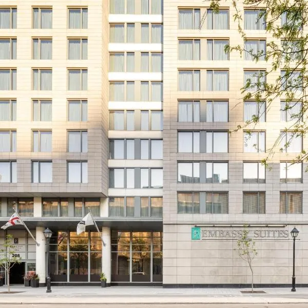 Embassy Suites by Hilton - Montreal, hotel Montréalban