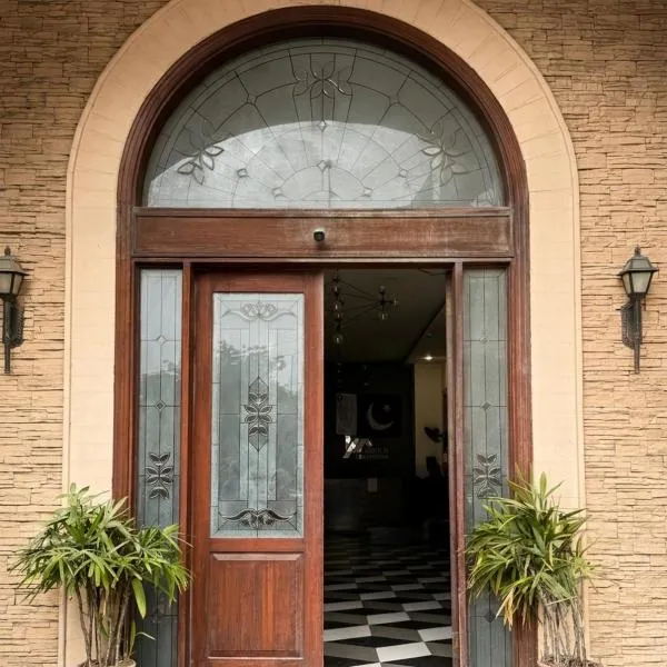 Hamsun Apart Hotel Clifton, hotelli kohteessa Karachi