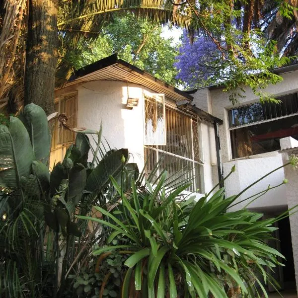 Rosebank Hostel, hotel in Johannesburg