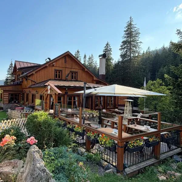 bouda Pod Sněžkou, hotel a Pec pod Sněžkou