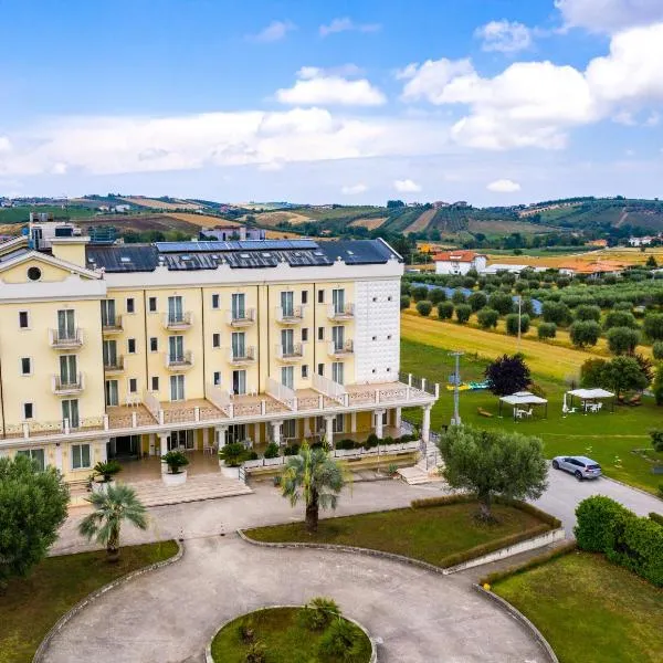 HOTEL CONCORDE, hotel u gradu SantʼEgidio alla Vibrata