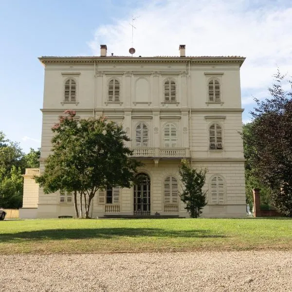 Villa Favorita, hotel en Bra