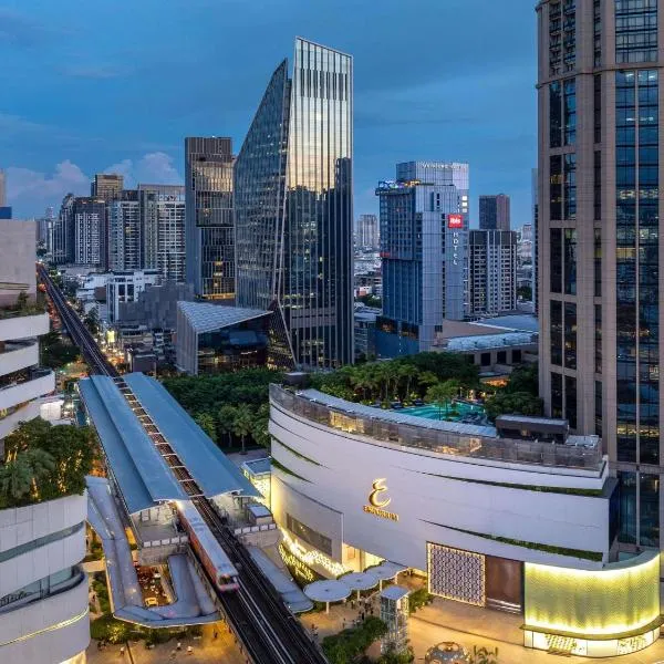 Mercure Bangkok Sukhumvit 24, hotell i Bangkok