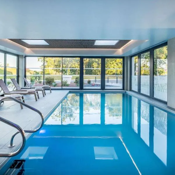 Mercure Le Mans Batignolles - Hotel & Spa، فندق في لو مان