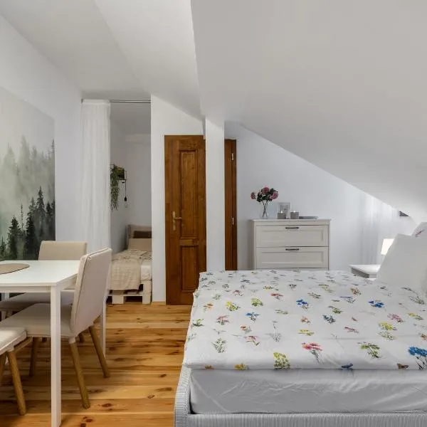 Apartmán TICHO - Ostrůvek, hotel v destinaci Lesná