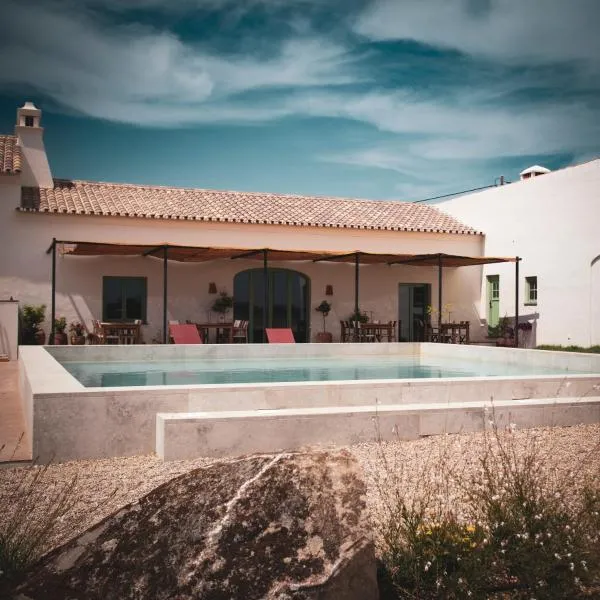 Casas do Seixo - Monsaraz, hotel in Cabeça de Carneiro