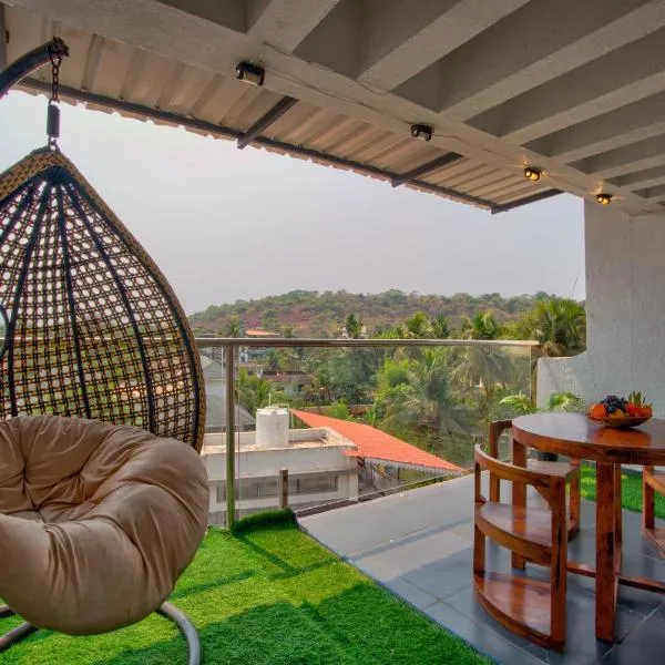 White Grove 3BHK villa near candolim, hotell i Candolim