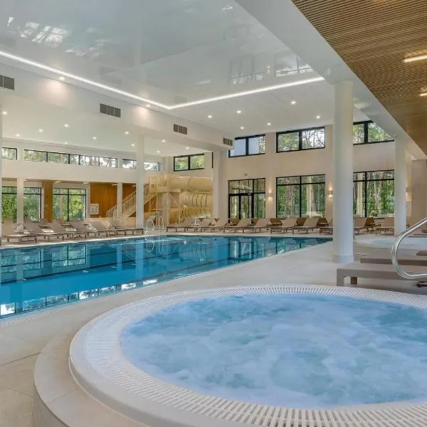Baltic Pearl SPA & Beach Essense Apartament A9، فندق في جيفنوف