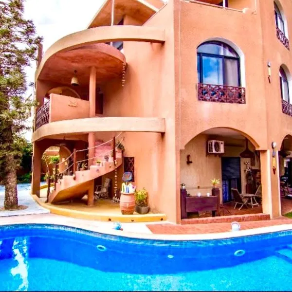 Nyéléni maison sahel, hotelli kohteessa Dakar