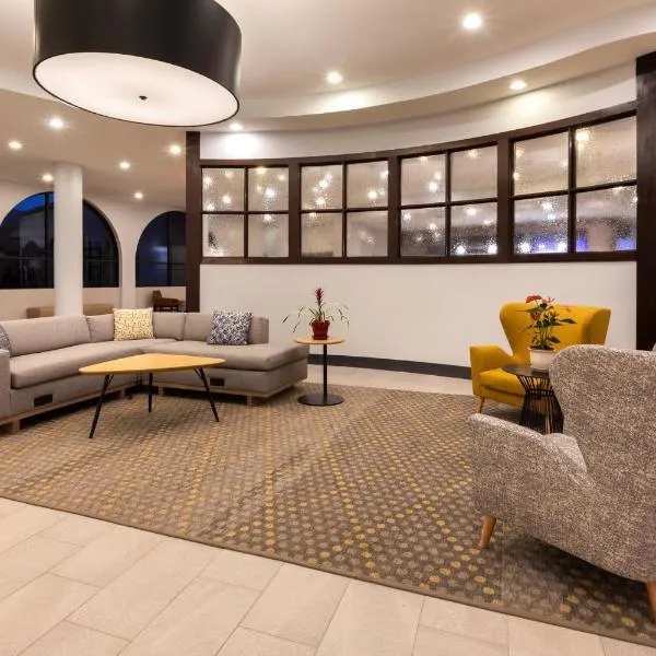 Holiday Inn El Paso West – Sunland Park by IHG, hotel di El Paso