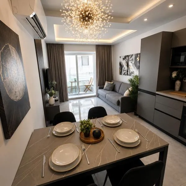 Coastal Luxe Apartments - Side Sea View, hotel u gradu St Paul's Bay