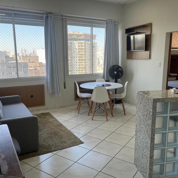 Apartamento amplo e confortavel com linda vista da Cidade