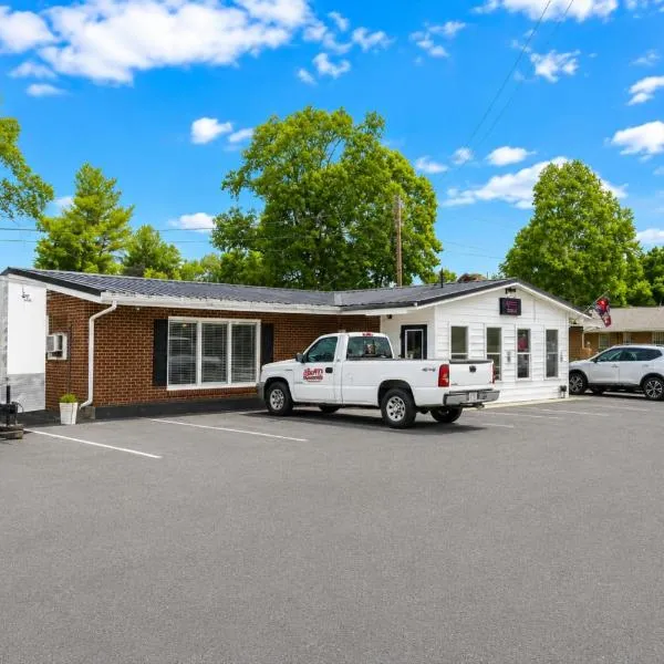 Rocky Mount Motel near Hwy 220, hotel in Rocky Mount