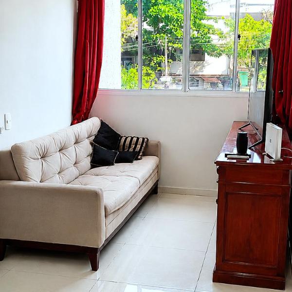 Lindo Apartamento com Piscina, Próximo ao Metrô