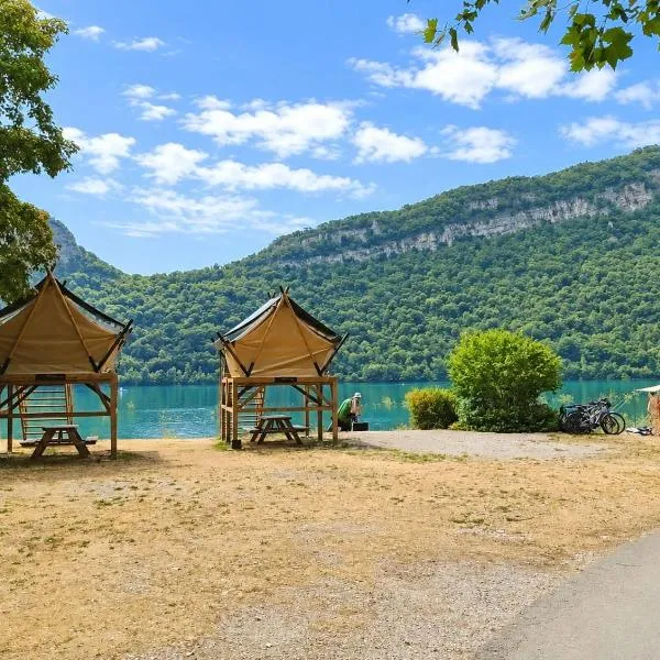 Camping Sous le Moulin, hotel v destinácii Condes