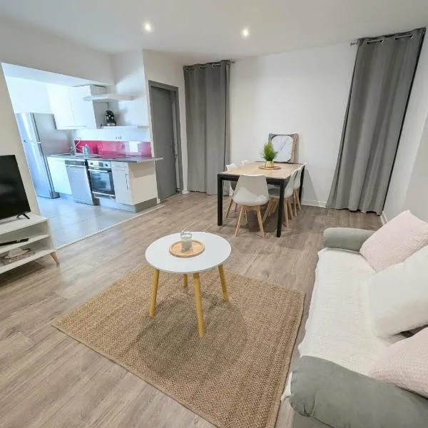 Maison dans quartier calme proche centre-ville, hotel Château-Gontier-ban