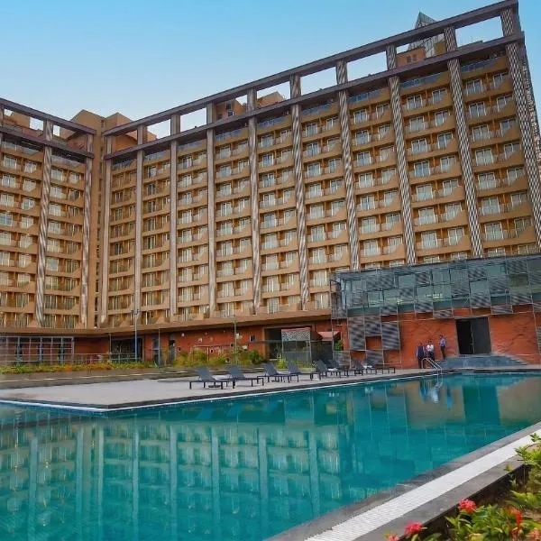 Wow Studio at Weekend Address, hotel di Surat