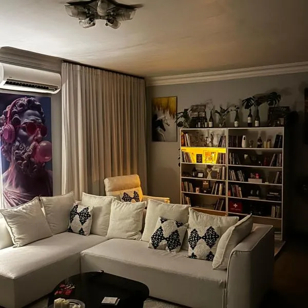 Amazing home stays 3, hotel in Dar es Salaam