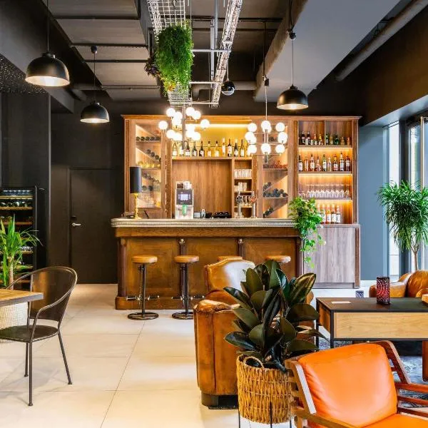 ibis Styles Puteaux Paris La Defense, хотел в Пюто