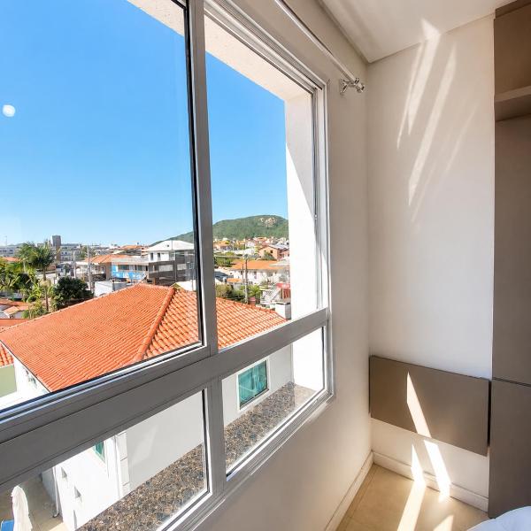 Apartamento em Santinho com vista para o mar, 350 m da praia - Foto 2