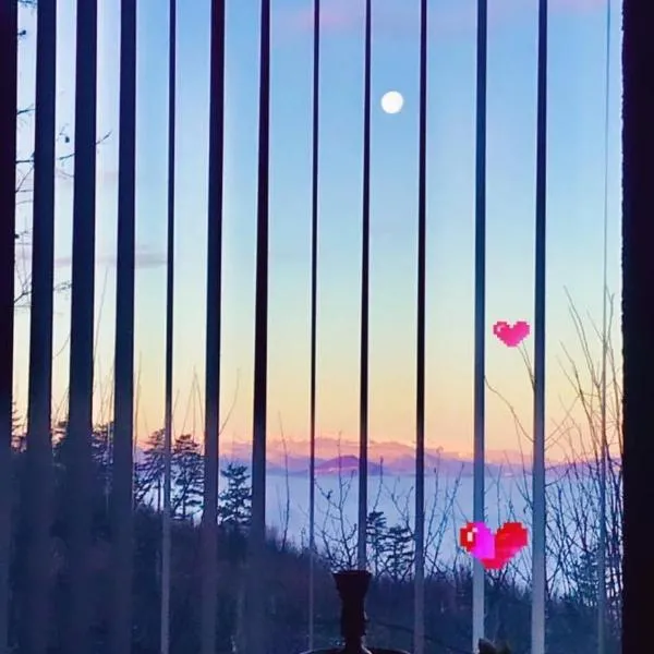 Olywood Sunset, hotel di Sarajevo