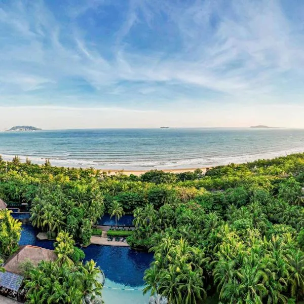 Pullman Oceanview Sanya Bay Resort & Spa, hotel en Sanya