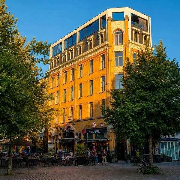 SLEEP INN ANTWERP - Short & Longterm rentals, hotel in Antwerpen
