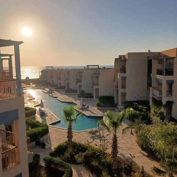 cornado marina el sokhna el zaafrana, hótel í Ain Sokhna