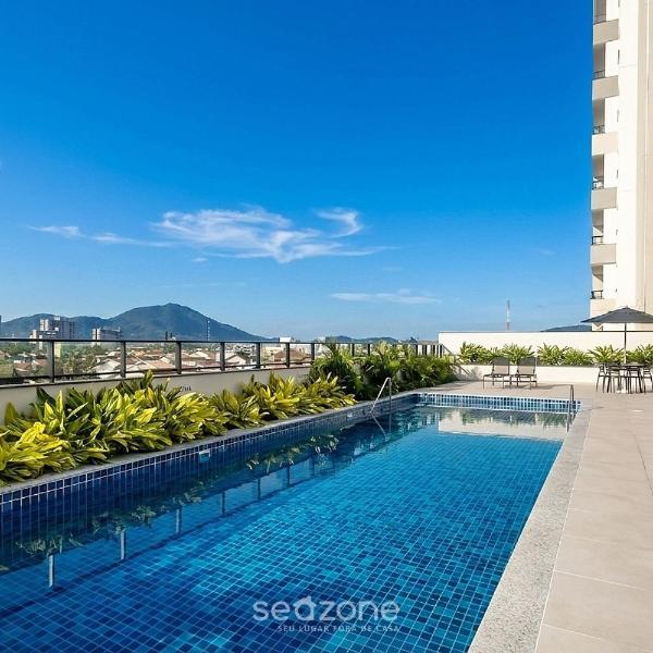 Apto. Moderno em Cond. c/ Piscina SKL1505