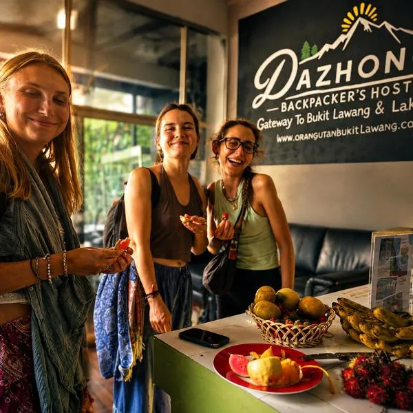 Medan Dazhong Backpacker's Hostel, hotel u gradu Medan