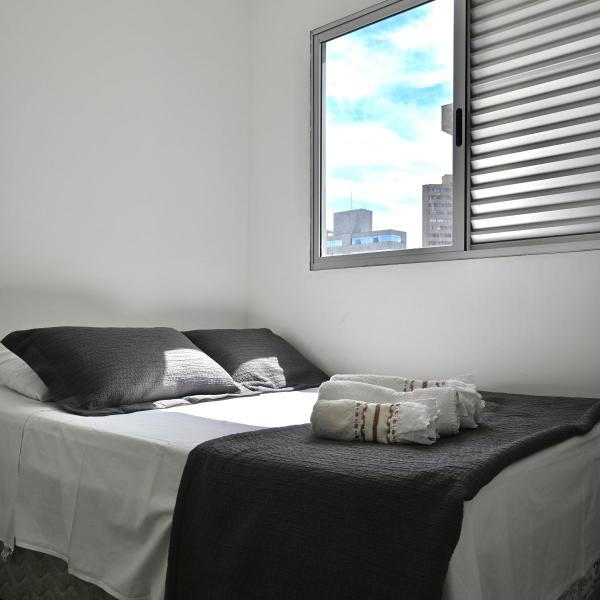 63 Apartamento ao lado Materdei, MPMG, da Sala Minas Gerais, cozinha completa e vaga
