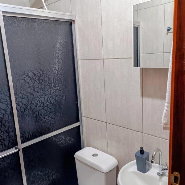 Casa confortável 2 quartos e garagem - Foto 3