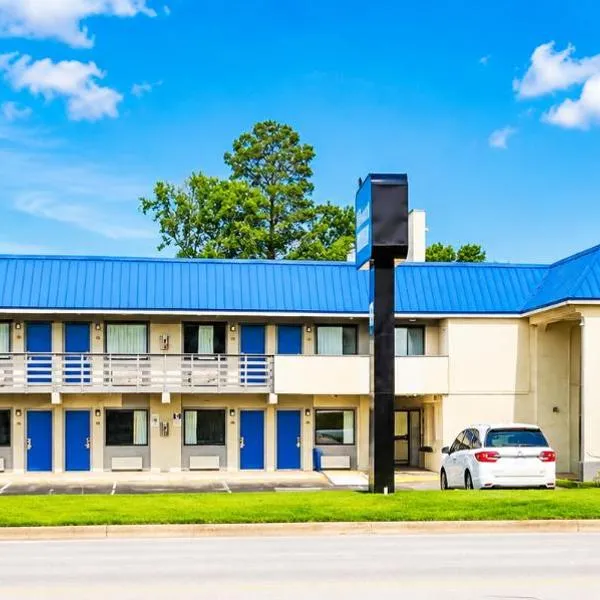Rodeway Inn & Suites Plymouth Hwy 64, Hotel in Plymouth