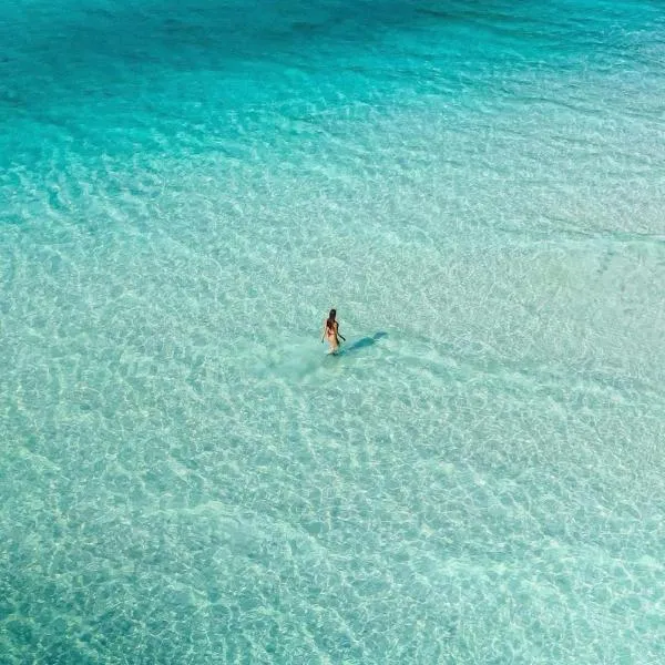 Amor Resort Koh Rong, hotel a Rong-szigeten