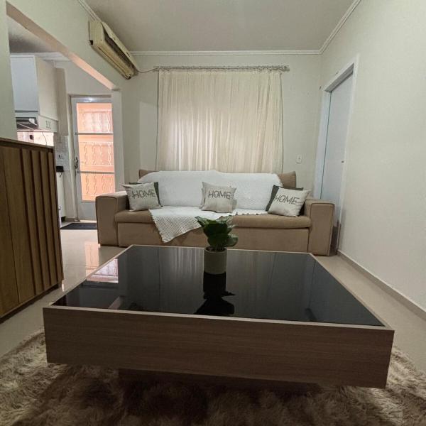 Casa em ótima localização 2 quartos e garagem próximo aos pontos turísticos