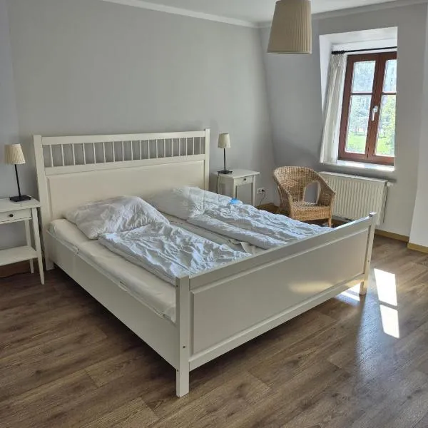 Scharfe Ecke Apartment, hotel en Görlitz