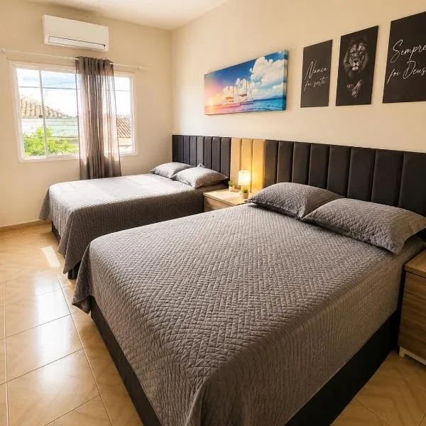 Apartamento completo Excelente localização Centro, Hotel in Canindé
