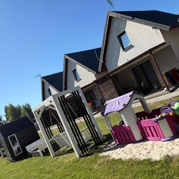 Nadmorskie Domki BLU, hotell sihtkohas Dębki