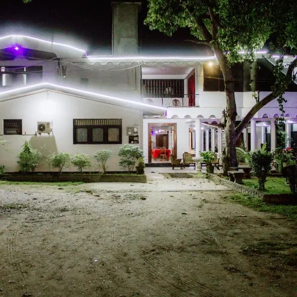 Saranga Holiday Inn, hotel in Wellawaya