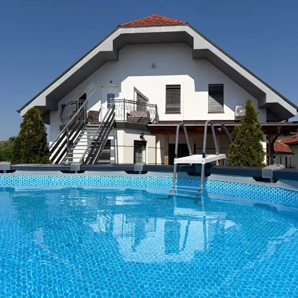 Apartments & rooms Ksenya, Hotel in Spodnja Hajdina