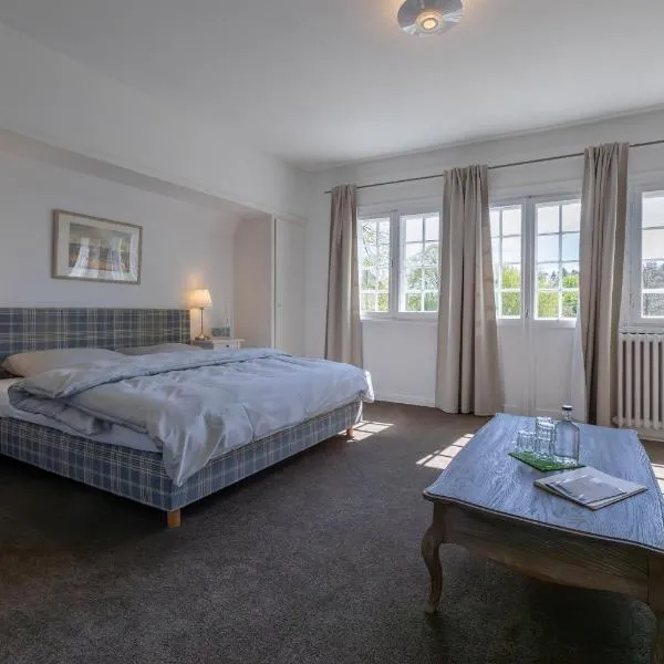 Hotel Waldhof auf Herrenland, מלון במלן