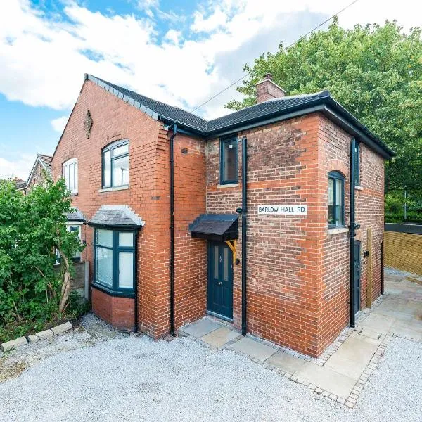 Chorlton Stylish Home - Sleeps 5 guests & Free Parking