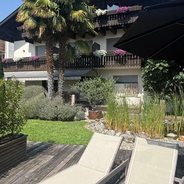 Pension Hauenstein, hotel en Lagundo