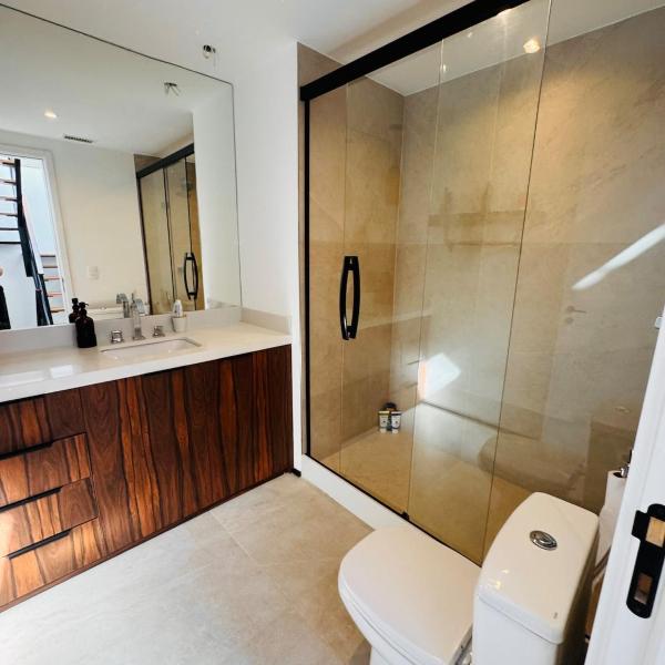 Stylish Botafogo Penthouse with Roof Terrace & Pool - Foto 3