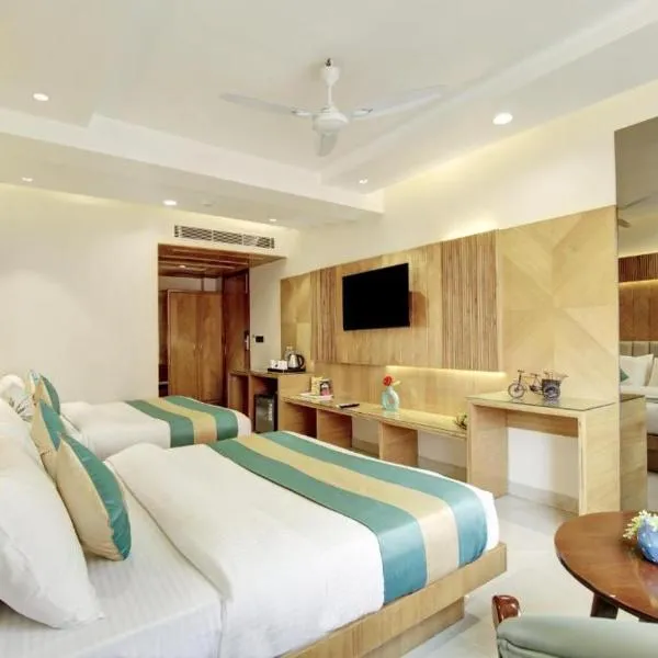 Apple Park - Comfortable Stay Near Delhi Airport, Mahipalpur, hotel in New Delhi