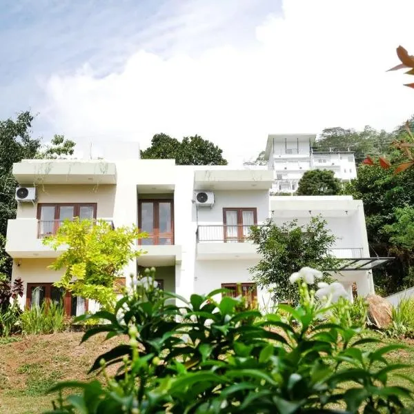 Eagles Hideout Kandy, hotel em Bowala