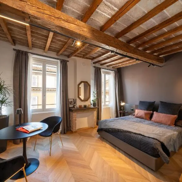 Eufemia Suites Modena - Luxury Rooms in the City Center, отель в Модене